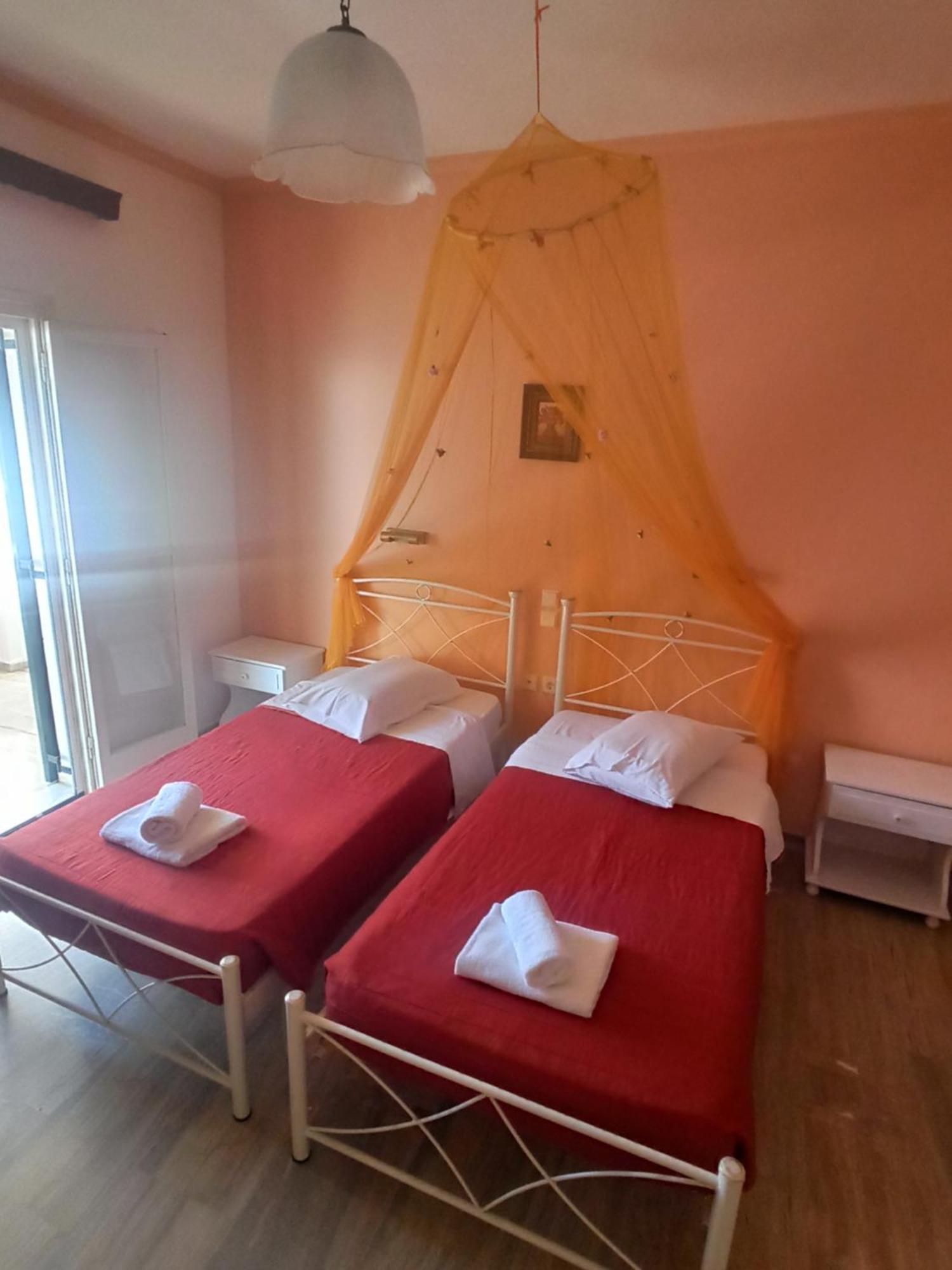 Margaritas' Rooms Agios Gordios  Bagian luar foto